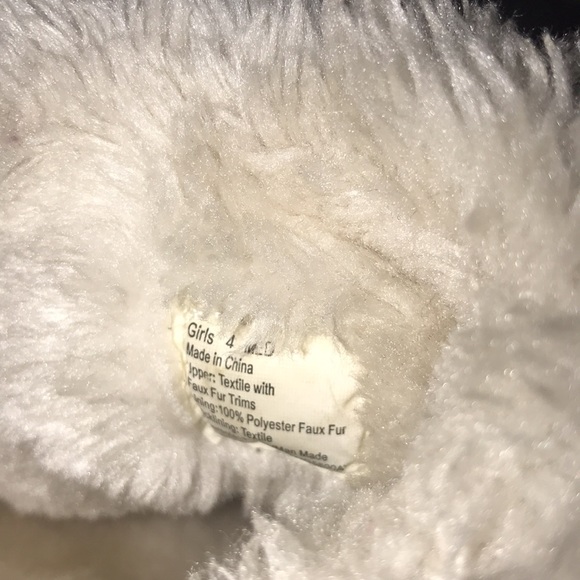 Shoes like new have not worn them much but are used they are like brown and grey - Picture 5 of 5